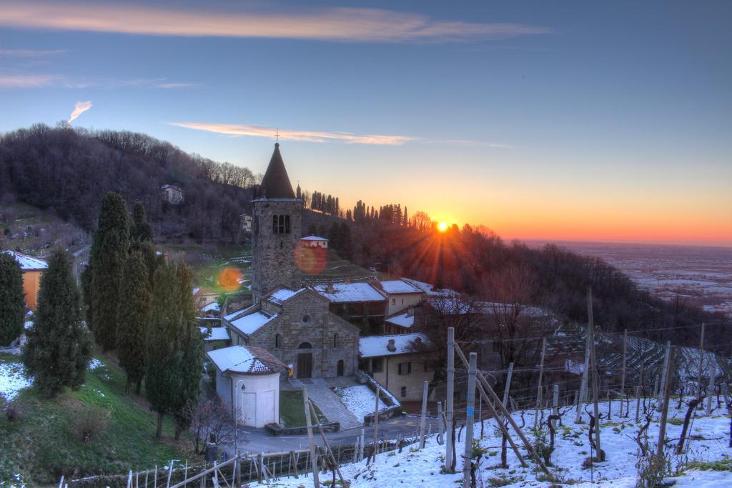 Historical House Medieval Abbey - Al Chiostro Sotto il Monte Δωμάτιο φωτογραφία