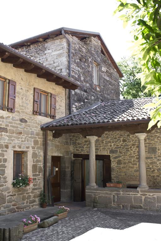 Historical House Medieval Abbey - Al Chiostro Sotto il Monte Δωμάτιο φωτογραφία